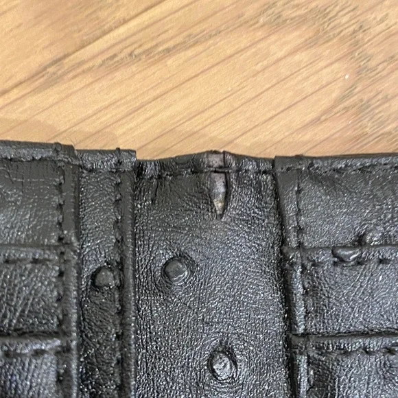 GUESS Black and Tan Wallet - Picture 9 of 13